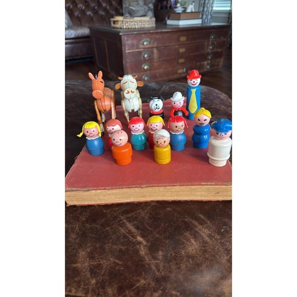 Fisher-Price Other - Vintage Fisher Price Little People Figures Animals Dog Clown Body Toys Plastic